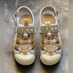 ✨PREOWNED ✨💯%AUTHENTIC GUCCI SANDAL